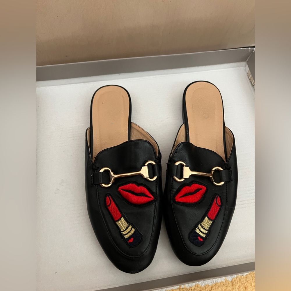 Black Loafer Slides With Patch Design - image 1